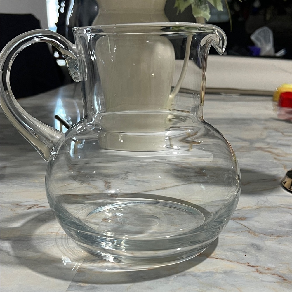 Stylish Clear Glass Jug $23 - Picture 5 of 9